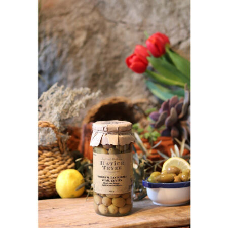 Hatice Teyze Bodrum Stone Split Green Olives (Bodrum Taş Kırma Yeşil Zeytin) 420 Gr